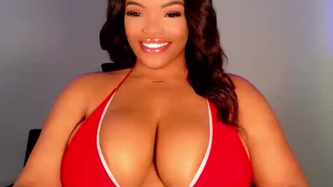 Snapshot of maybabi chatting on 11.15.25 MayBabi online show from 11.15.25