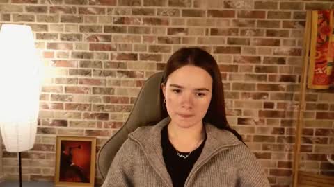 maybloom_ online show from 12.23.25