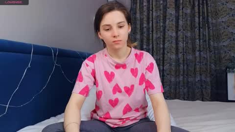 Snapshot of maydacarls chatting on 03.10.25 My name Casey online show from 03.10.25