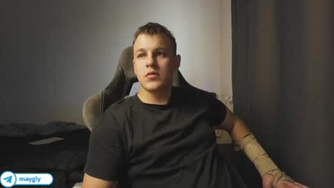 Snapshot of maygly chatting on 08.07.26 Slava and Alextatto online show from 08.07.26