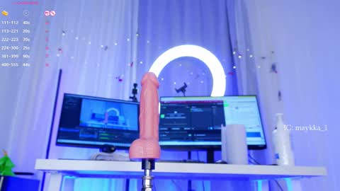 Mayka online show from 12.22.25