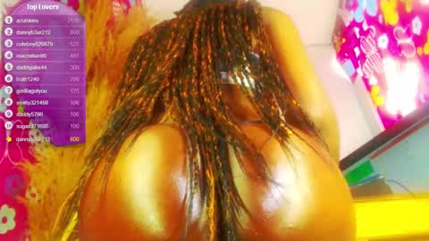 Snapshot of mayo_771804 chatting on 02.06.25 Karol black18 online show from 02.06.25