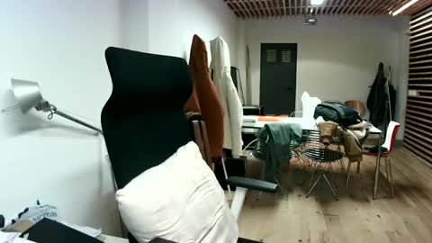 Snapshot of maythe4bwu chatting on 02.23.25 maythe4bwu online show from 02.23.25