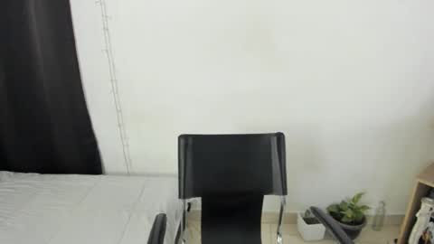 mazikeen_18 online show from 09.10.25