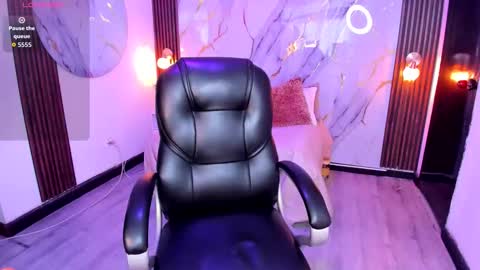 Camila online show from 10.24.25