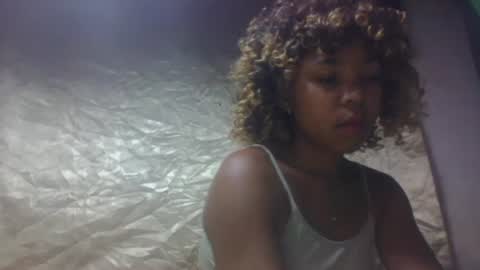 mbotyfeliciaa online show from 11.28.25