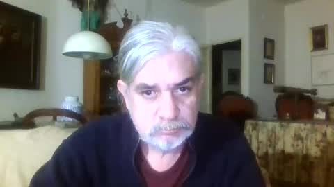 Snapshot of mc_manu chatting on 12.23.24 Manu online show from 12.23.24