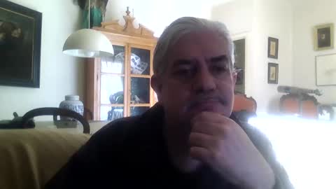 Snapshot of mc_manu chatting on 12.26.24 Manu online show from 12.26.24