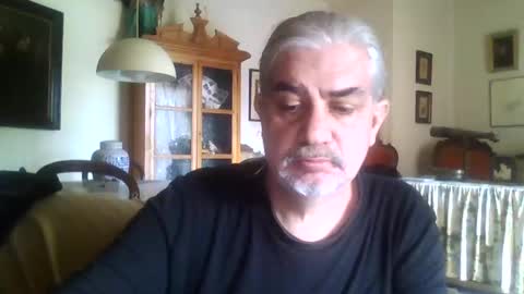 Snapshot of mc_manu chatting on 12.27.24 Manu online show from 12.27.24