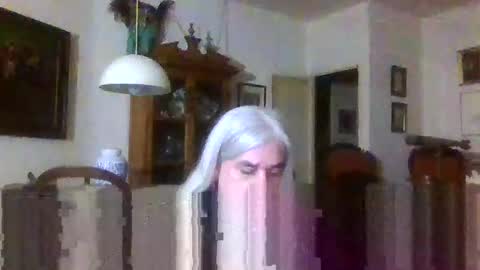 Snapshot of mc_manu chatting on 12.28.24 Manu online show from 12.28.24