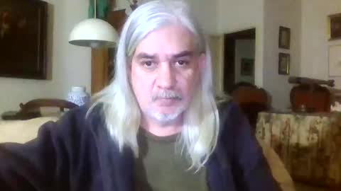 Snapshot of mc_manu chatting on 12.29.24 Manu online show from 12.29.24