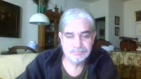 Snapshot of mc_manu chatting on 12.31.24 Manu online show from 12.31.24