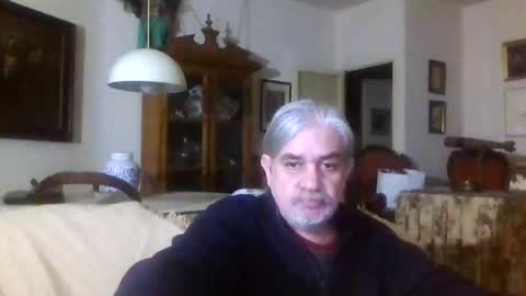 Snapshot of mc_manu chatting on 01.01.25 Manu online show from 01.01.25