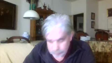 Snapshot of mc_manu chatting on 01.01.25 Manu online show from 01.01.25