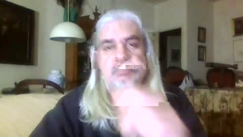 Snapshot of mc_manu chatting on 01.04.25 Manu online show from 01.04.25
