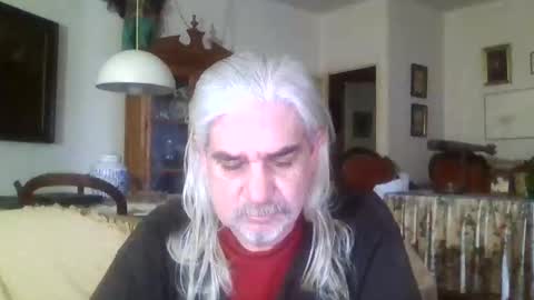 Snapshot of mc_manu chatting on 02.06.25 Manu online show from 02.06.25
