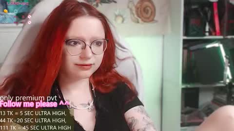 Snapshot of me_hanna chatting on 03.31.26 Hanna online show from 03.31.26