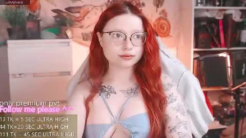 Snapshot of me_hanna chatting on 04.15.26 Hanna online show from 04.15.26