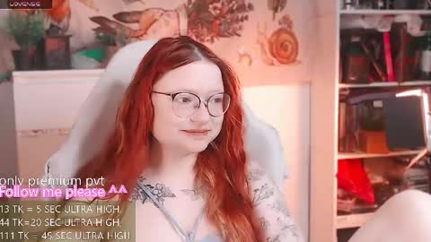 Snapshot of me_hanna chatting on 04.16.26 Hanna online show from 04.16.26
