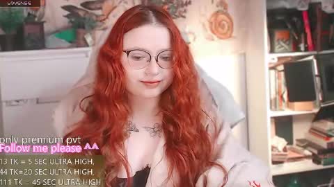 Snapshot of me_hanna chatting on 04.20.26 Hanna online show from 04.20.26