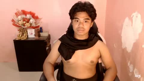 mealopezcumz69 online show from 06.18.26
