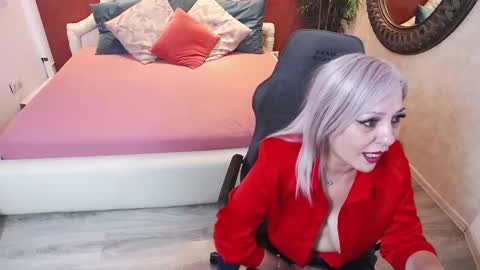 meamandax online show from 02.17.25