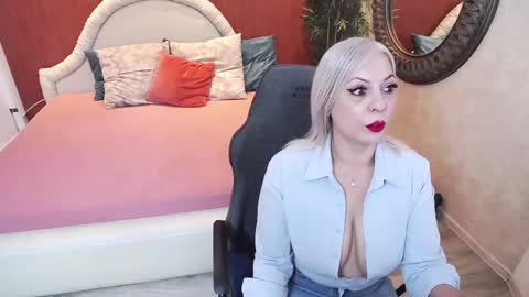 meamandax online show from 03.11.25