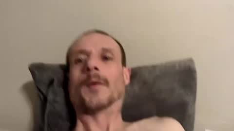 Snapshot of meanfinger chatting on 02.20.26 Jizzy online show from 02.20.26