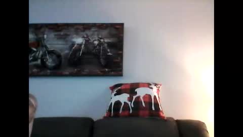 Snapshot of meathome3 chatting on 12.21.24 me at home online show from 12.21.24