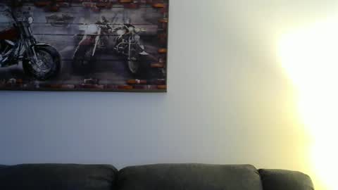 Snapshot of meathome3 chatting on 01.15.25 me at home online show from 01.15.25