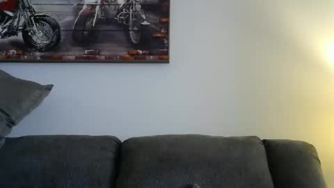 Snapshot of meathome3 chatting on 01.22.25 me at home online show from 01.22.25