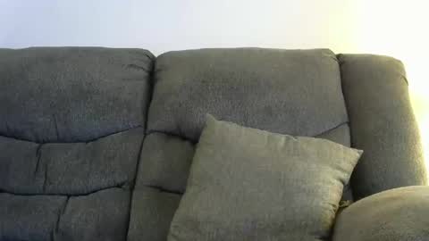 Snapshot of meathome3 chatting on 03.02.25 me at home online show from 03.02.25