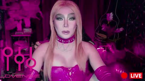 THE QUEEN ALPHA   Queen Medusa Prey online show from 02.20.26