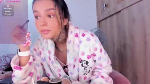 medussa13 online show from 11.14.25