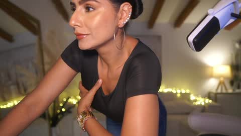 Snapshot of meegan1 chatting on 01.23.25 Andrea online show from 01.23.25