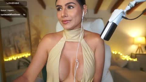 Snapshot of meegan1 chatting on 02.01.25 Andrea online show from 02.01.25