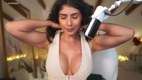 Snapshot of meegan1 chatting on 02.17.25 Andrea online show from 02.17.25