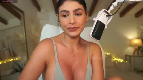 Snapshot of meegan1 chatting on 03.02.25 Andrea online show from 03.02.25