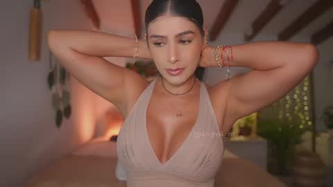 Snapshot of meegan1 chatting on 10.05.25 Andrea online show from 10.05.25