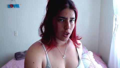 Snapshot of meehturt chatting on 01.05.25 anna online show from 01.05.25