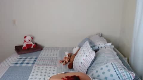 Snapshot of meehturt chatting on 03.05.25 anna online show from 03.05.25