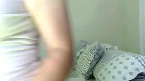 Snapshot of meehturt chatting on 03.07.25 anna online show from 03.07.25