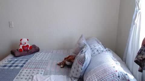 Snapshot of meehturt chatting on 03.08.25 anna online show from 03.08.25