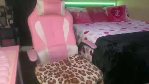 Southern Peach online show from 01.08.26