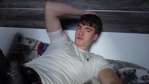 Max online show from 12.25.24