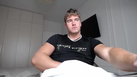 Max online show from 09.26.25