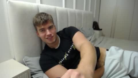 Max online show from 10.21.25