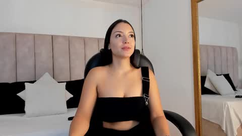 Megan online show from 03.27.26