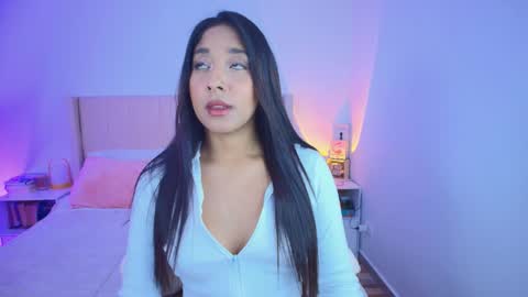 Snapshot of megan_ale chatting on 10.20.25 megan ale online show from 10.20.25