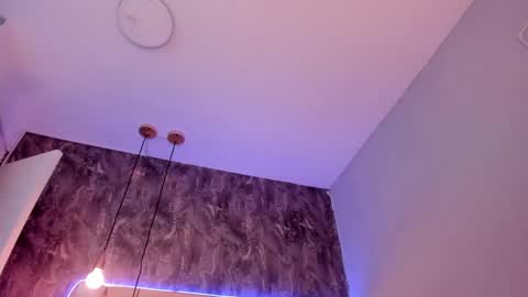 Snapshot of megan_and_clohe chatting on 01.09.25 M E G A N online show from 01.09.25